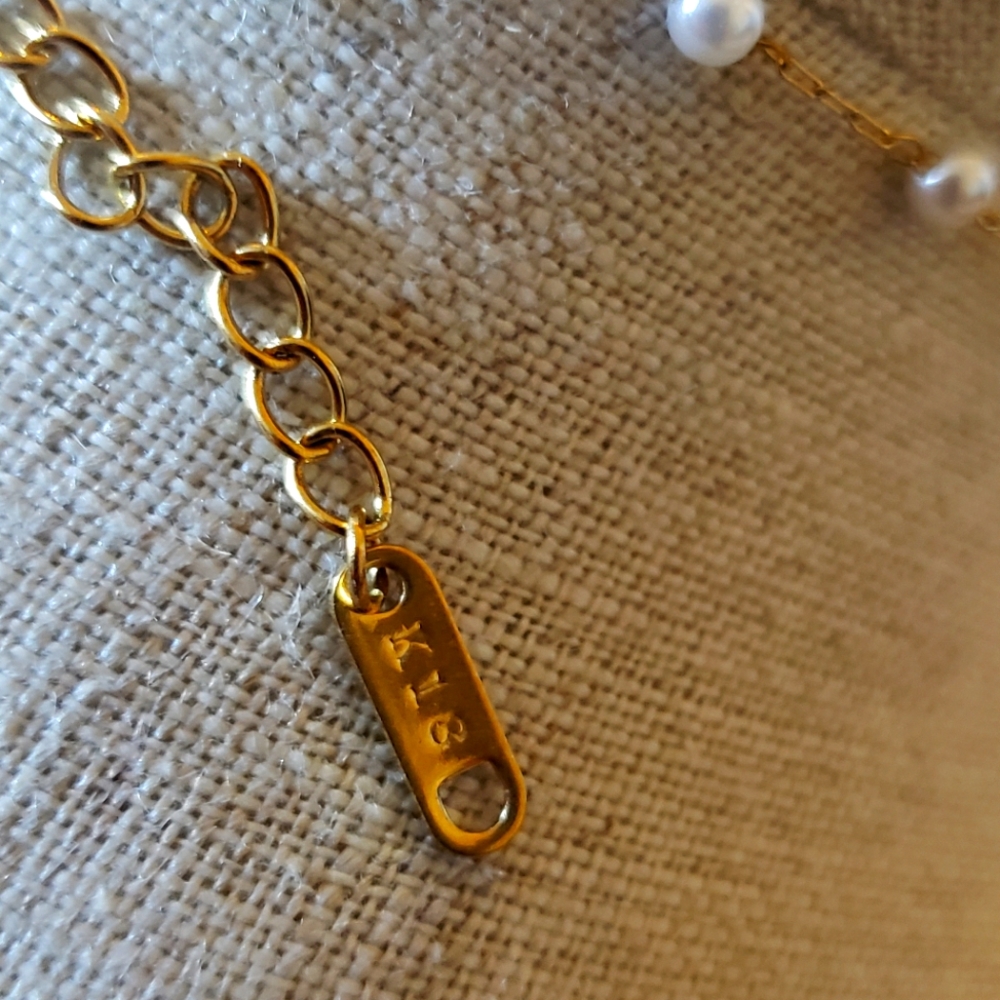 VINTAGE Louis Vuitto pink Logo & gold filled seed pearl necklace - Picture 5 of 10